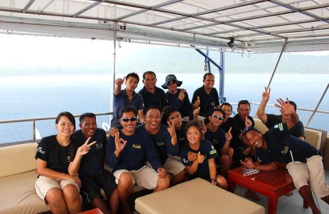 7-Mermaid-II-boat-crew